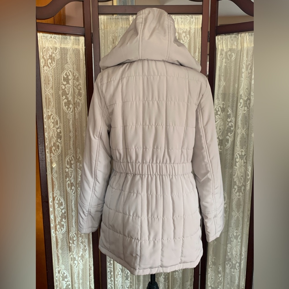 WOMEN’S CROFT & BARROW QUILTED WINTER COAT - SZ MEDIUM - Picture 2 of 16